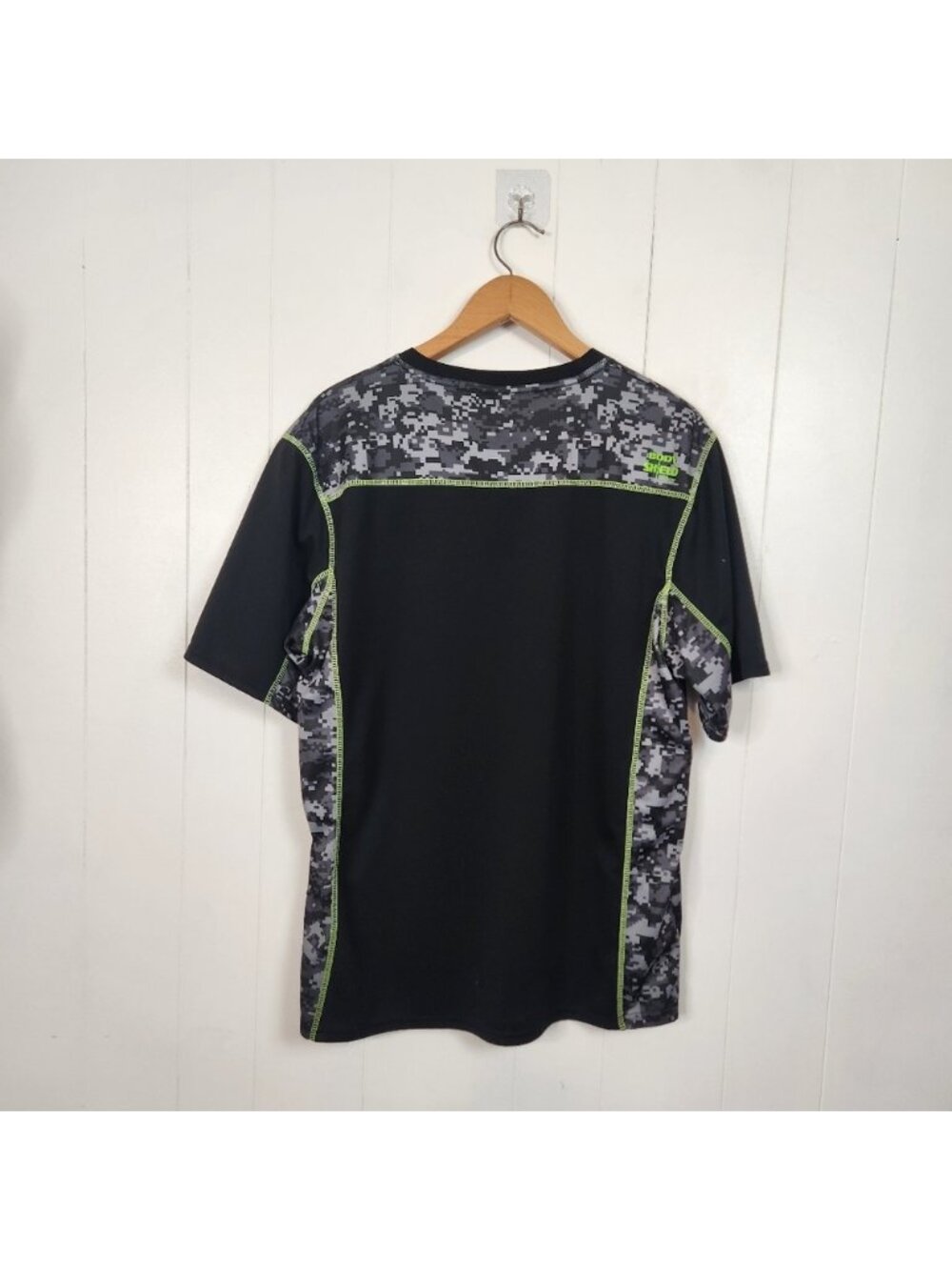 Jeep Black Digital Camo Choko Athletics Body Shield Mens XL T-Shirt - Picture 3 of 9